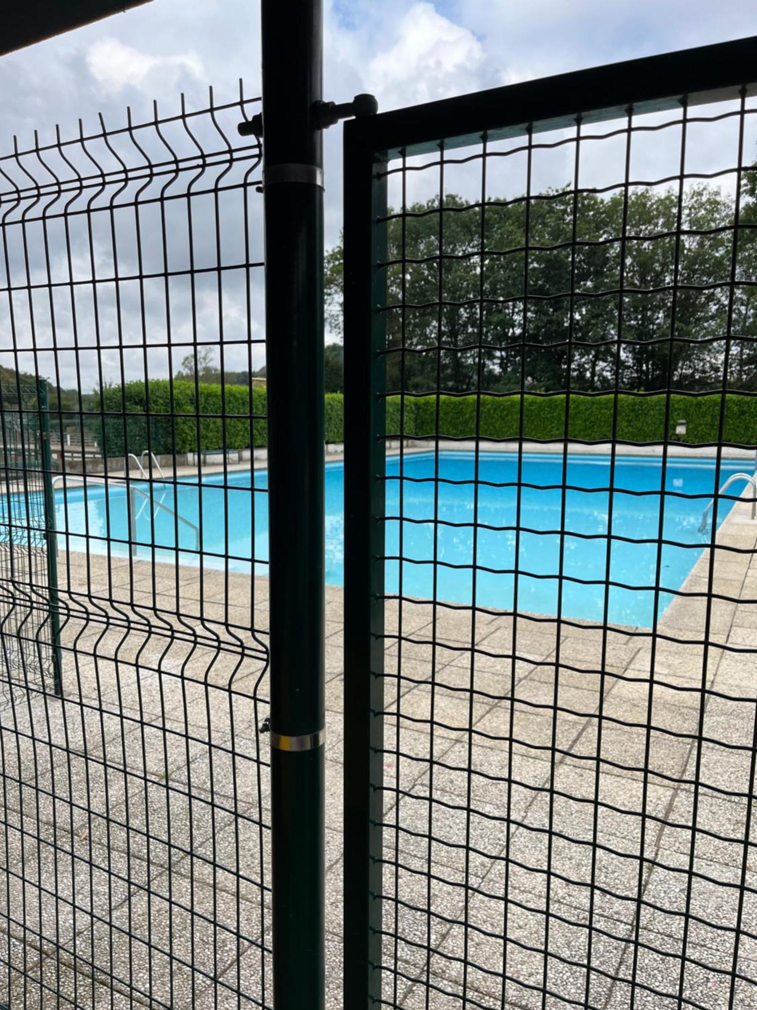 Chalet Charmant Monika Avec Piscine Yvoir Exterior foto